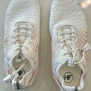 HF Women's White and Peach Athletic Shoes